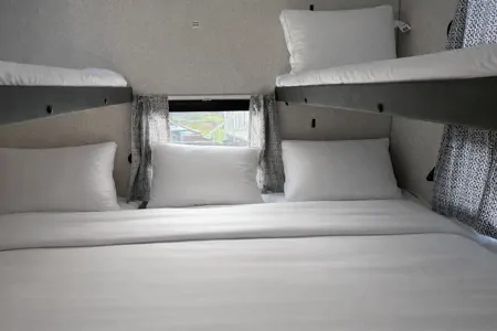 The Adventure Bunkhouse- 30ft Family Bunkhouse