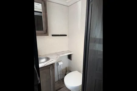 The Adventure Bunkhouse- 30ft Family Bunkhouse