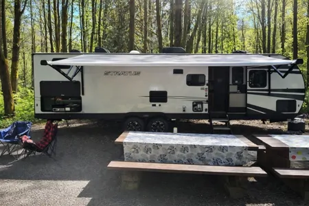 The Adventure Bunkhouse- 30ft Family Bunkhouse