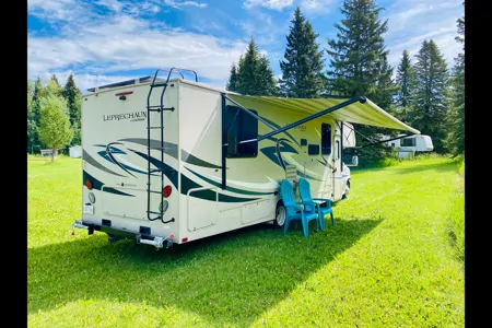 Harvey the RV - Coachmen Leprechaun 319DS Class C