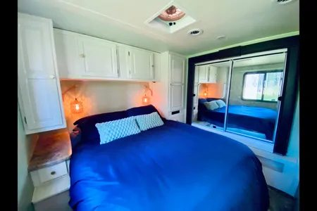 Harvey the RV - Coachmen Leprechaun 319DS Class C