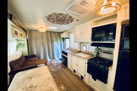 Harvey the RV - Coachmen Leprechaun 319DS Class C