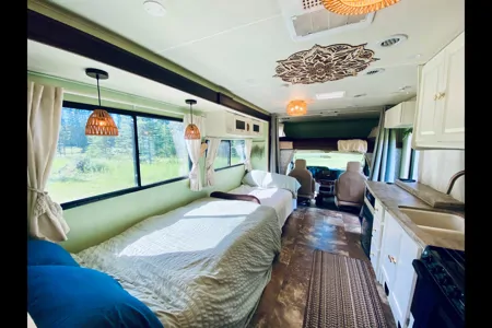 Harvey the RV - Coachmen Leprechaun 319DS Class C