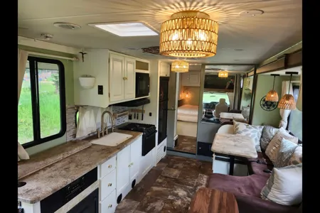 Harvey the RV - Coachmen Leprechaun 319DS Class C