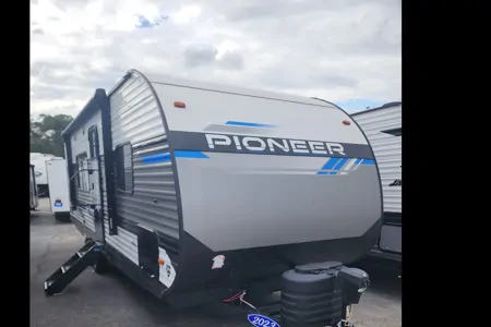Tony's Heartland Pioneer BH 250 Travel Trailer