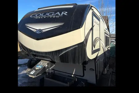 Slice of Heaven: Keystone Cougar 25RESWE Fifth Wheel