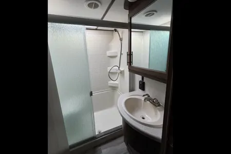 Slice of Heaven: Keystone Cougar 25RESWE Fifth Wheel