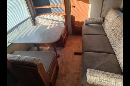 L's Coachmen Catalina Travel Trailer