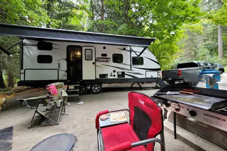 2021 Coleman 2455BH Travel Trailer