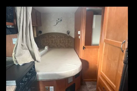 Clayton's All season Eagle cap Class C