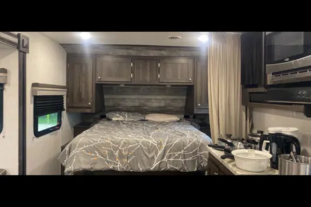 Shirley's RV Cottage