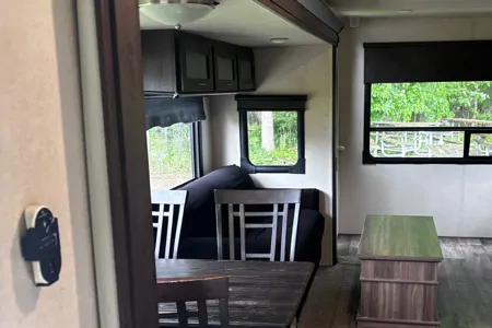 Kyle's Forest River Wildwood 27rei Travel Trailer