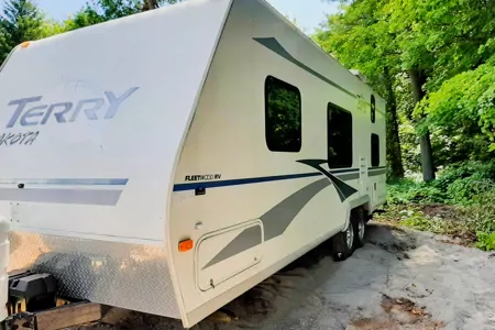Lakeview's Dakota Travel Trailer