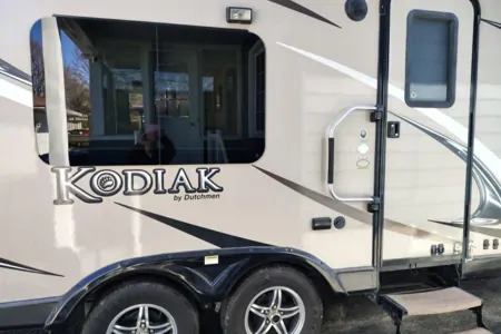 La voyageuse Dutchmen Kodiak Roulotte