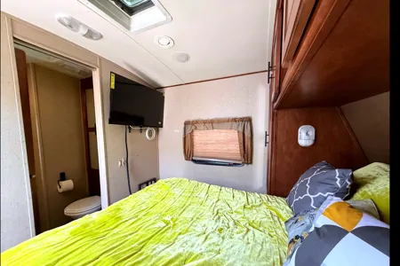 Spacious Surveyor 303BHLE – Dual Slides, Queen Bed, Modern Comfort!