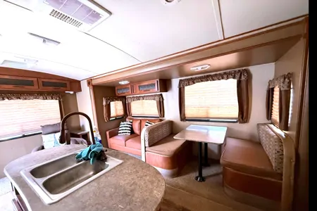 Spacious Surveyor 303BHLE – Dual Slides, Queen Bed, Modern Comfort!