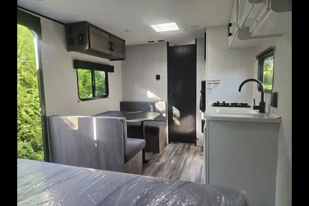 Alex's Jayco Jayflight SLX 170FQW Sport Travel Trailer