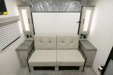 Chris's Ibex 19MBH Travel Trailer