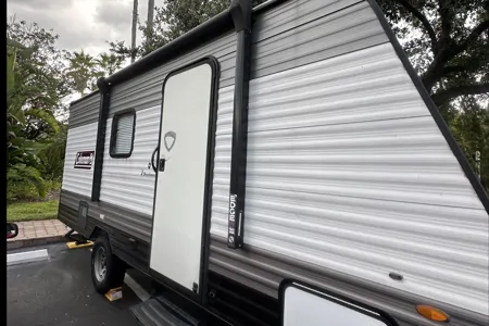 Petey's Coleman lantern 17b Travel Trailer