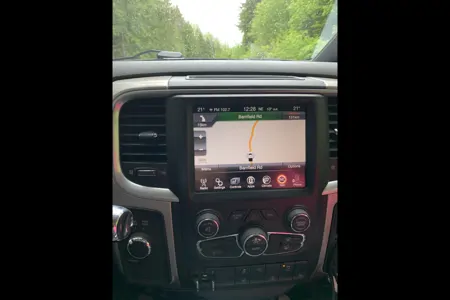 2016 4x4 RAM 3500HD with LANCE Truck Camper
