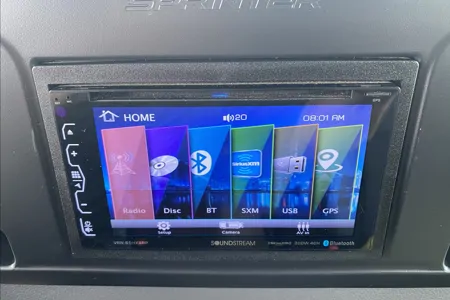 2020 Mercedes / Jayco Melbourne 24L / Full Wall Slide Out / Sleeps up to 5 / Generator
