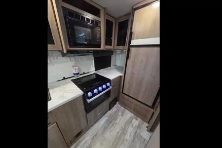 Paola 's Grand Design  Grand design xls22 Travel Trailer