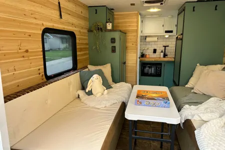 Lightweight Camper Trailer Toy Hauler SUV friendly
