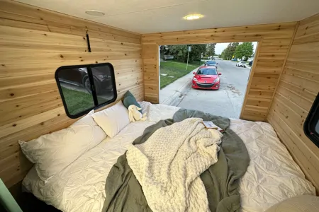 Lightweight Camper Trailer Toy Hauler SUV friendly
