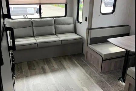 BigKid Coachmen Grand River 24RLS Travel Trailer