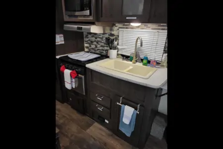 Travelbug adventures - Forest River Salem ultra lite