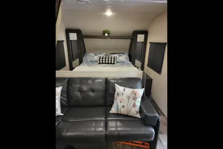 Travelbug adventures - Forest River Salem ultra lite