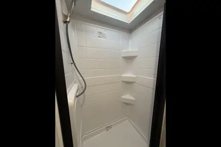 SonSet Rentals Winnebago Micro Minnie Travel Trailer