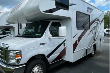 Megan's Thor Motor Coach Coleman Class C