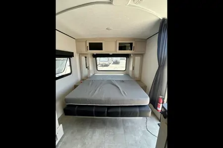 Off-Grid Family Fun! Pet-Friendly, Adventure-Ready RV