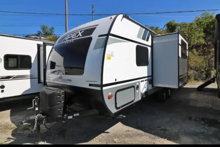 Off-Grid Family Fun! Pet-Friendly, Adventure-Ready RV