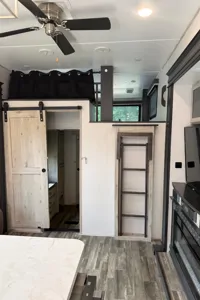 Luxury Fifth Wheel | Concierge Setup Included| 2 Full Baths + Loft | Veteran Owned
