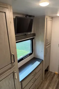 Luxury Fifth Wheel | Concierge Setup Included| 2 Full Baths + Loft | Veteran Owned