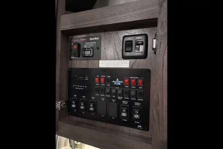 Alliance RV Valor 36v11 Fifth Wheel