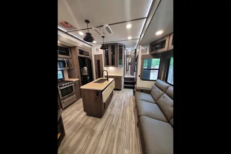 Alliance RV Valor 36v11 Fifth Wheel