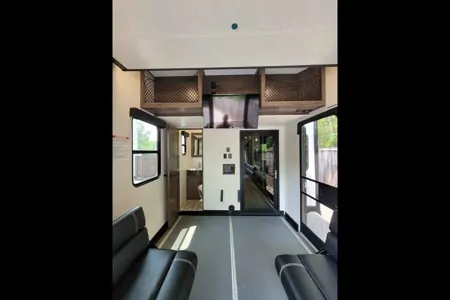Alliance RV Valor 36v11 Fifth Wheel