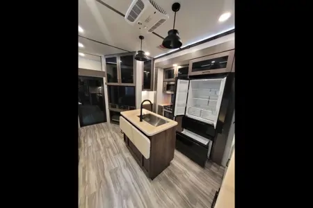 Alliance RV Valor 36v11 Fifth Wheel