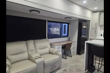 Allan's  Rural Park Model RV