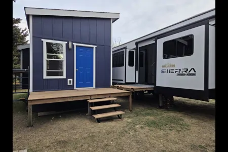 Allan's  Rural Park Model RV