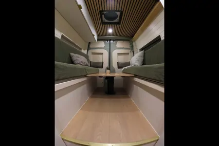 Nova Vanlife - Mercedes-Benz Sprinter Classe B