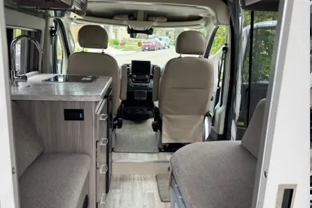 Mali's RV Platinum Coach