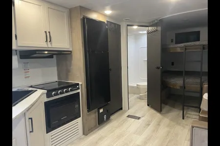 Jessica's Keystone Springdale Classic 261BHC Travel Trailer