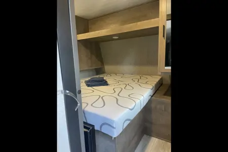 Jessica's Keystone Springdale Classic 261BHC Travel Trailer