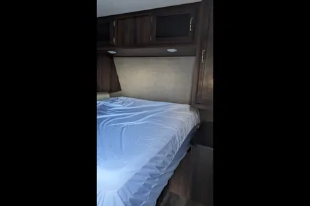 #4 Sagmoe Family (36-foot bunkhouse)