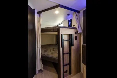 Orchard Grove Grey Wolf 26DBH Travel Trailer