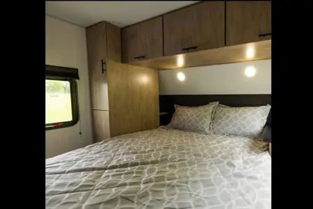 Orchard Grove Grey Wolf 26DBH Travel Trailer